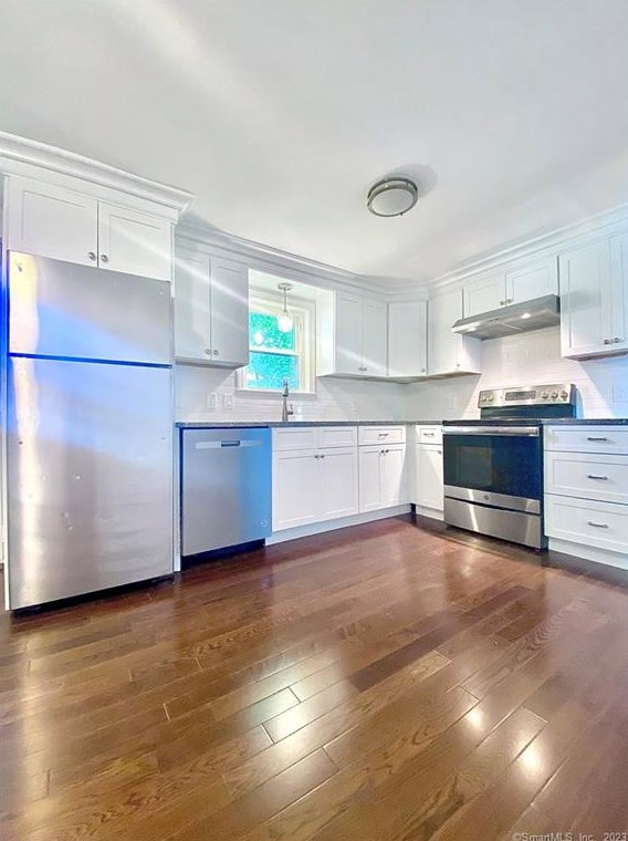 46 French St, Torrington, CT 06790