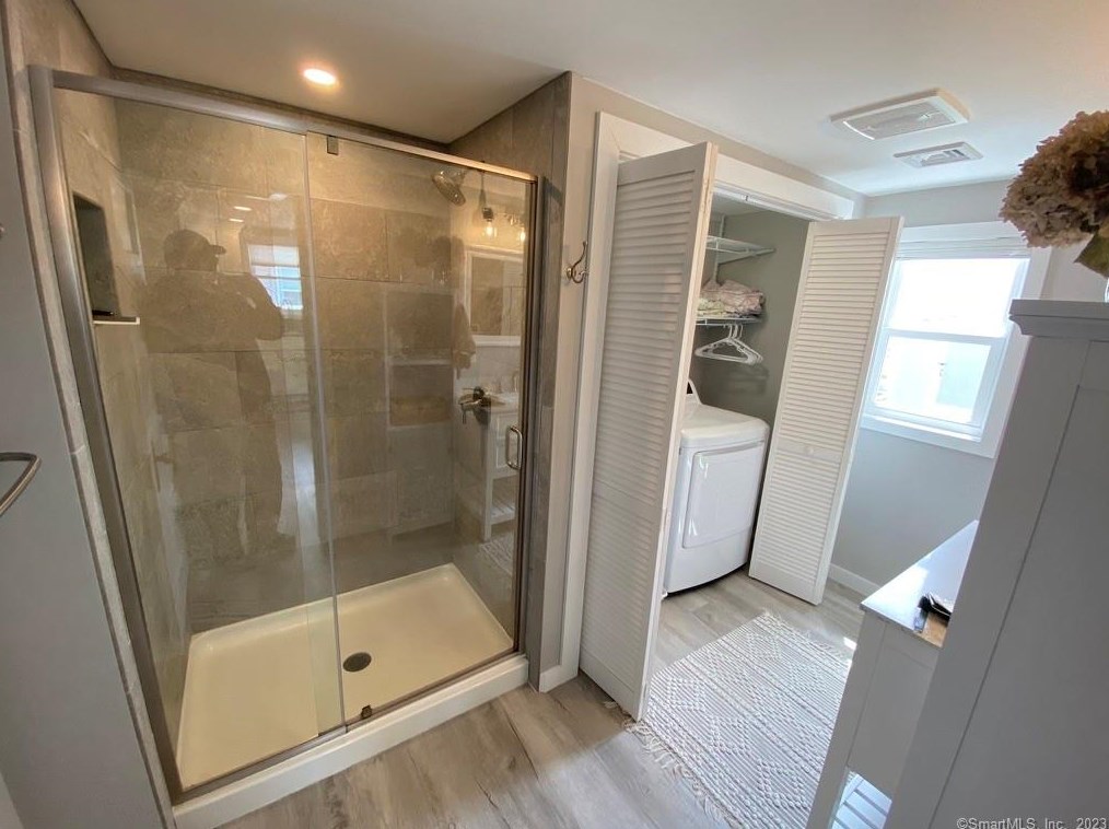 38 Hammock Pkwy, Clinton CT  06413-2344 exterior