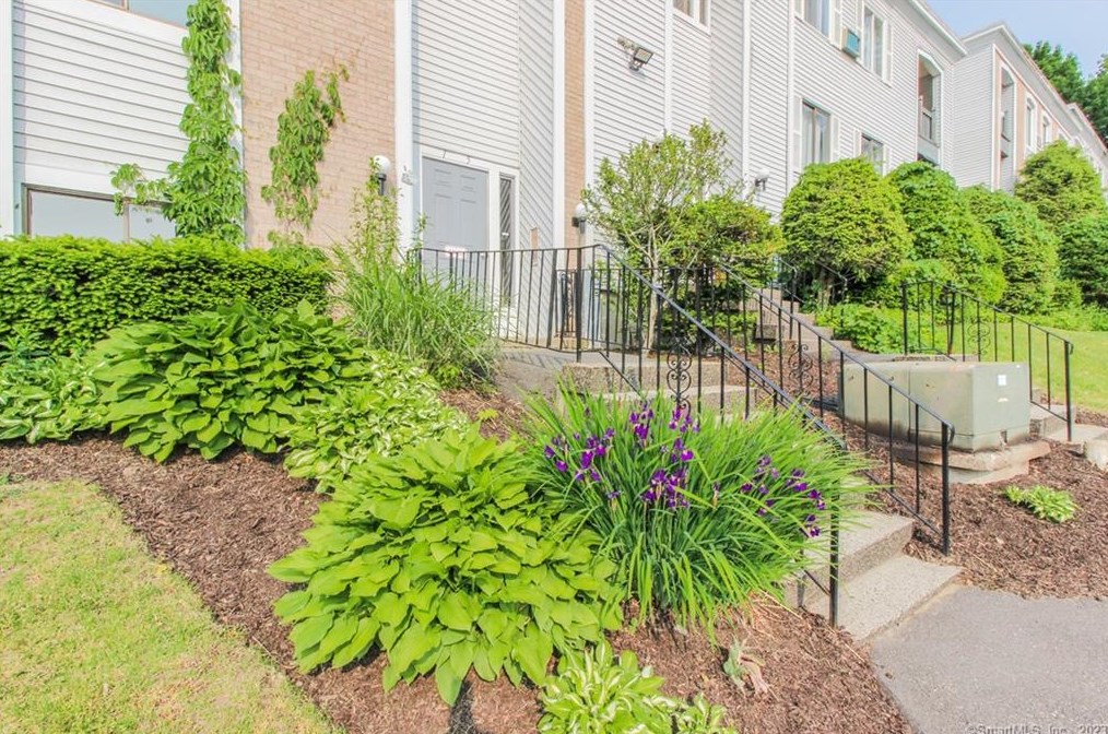 101 South St #3, Danbury, CT 06810