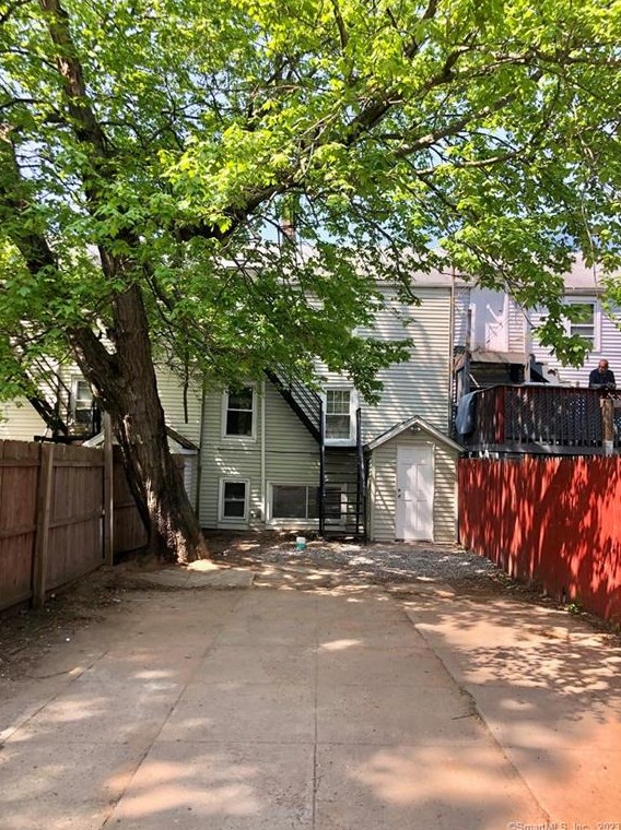 13 Redfield St, New Haven, CT 06519