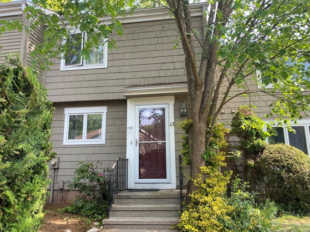 113 Timber Ridge #113, Southington, CT 06489