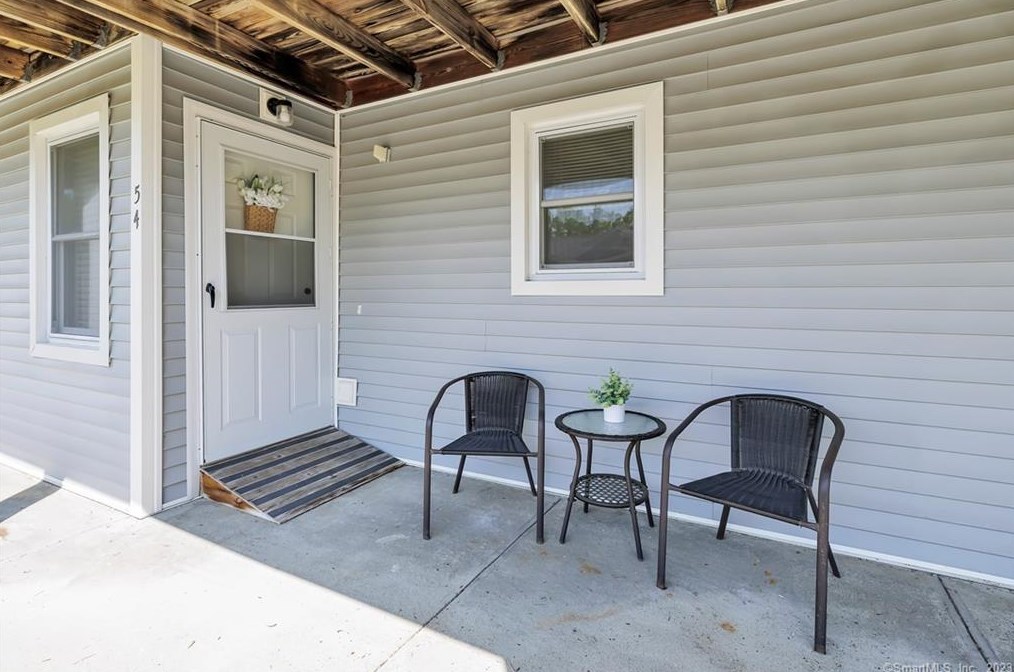 54 Senior Dr #54, Upper Stepney, CT 06468