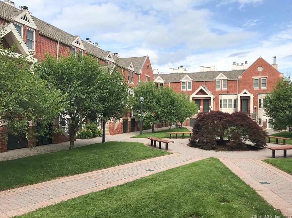 95 Audubon St #322, New Haven, CT 06510