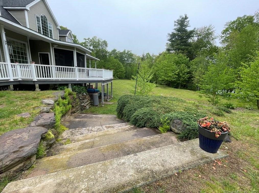 1 Case Rd, Winsted, CT 06063