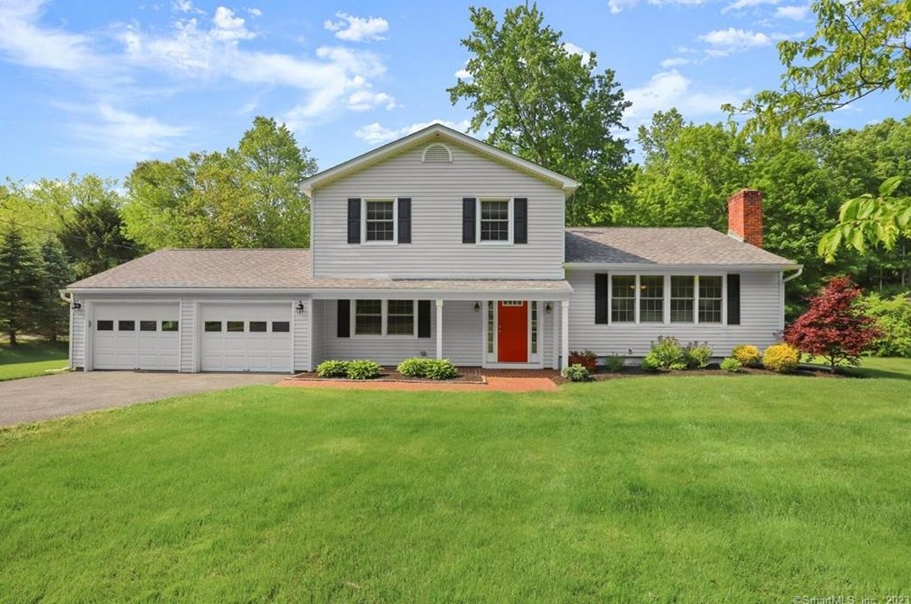 129 Haviland Rd, Ridgefield, CT 06877