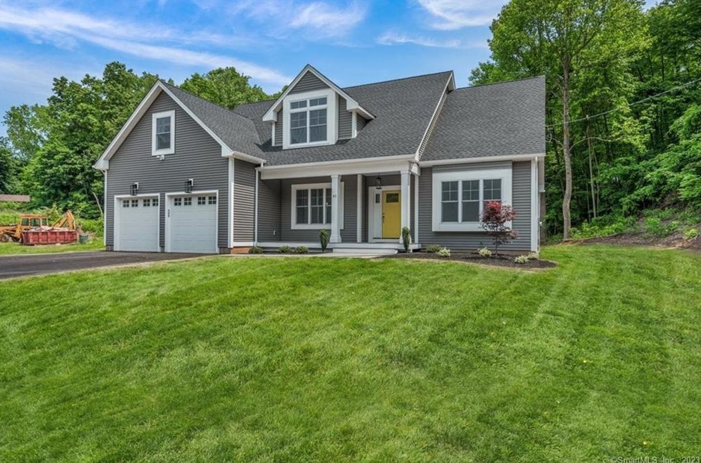 43 Shadow Ln, Cromwell CT  06416-1422 exterior