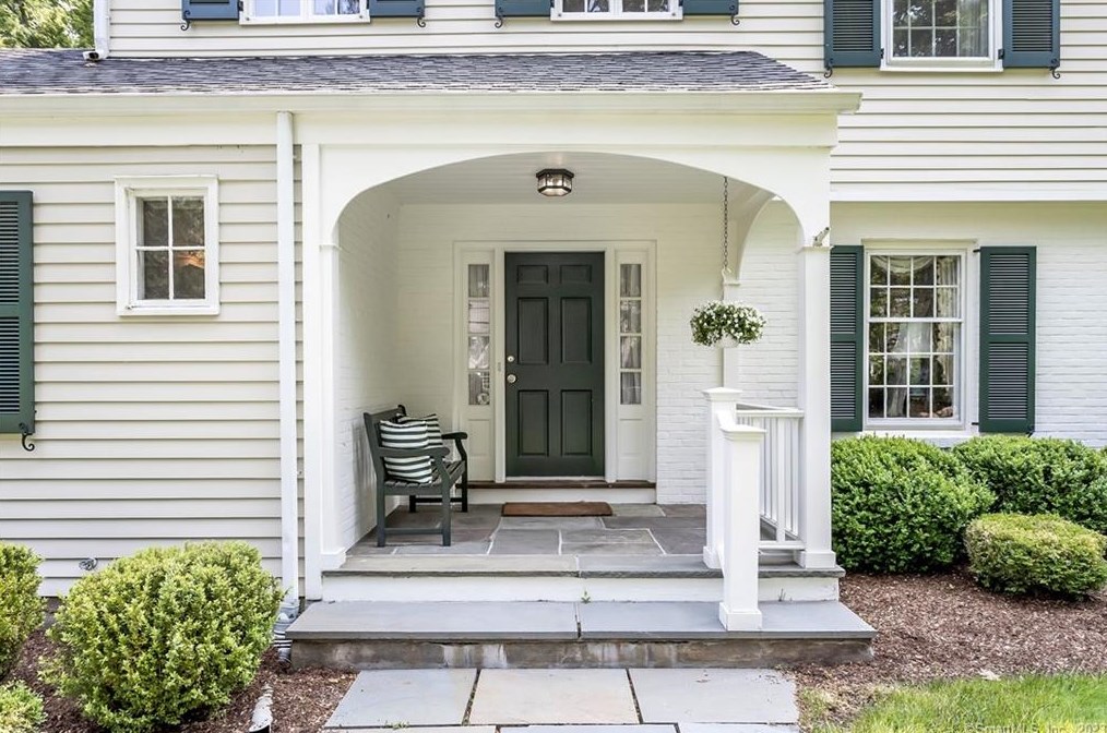 49 Leeuwarden Rd, Tokeneke, CT 06820