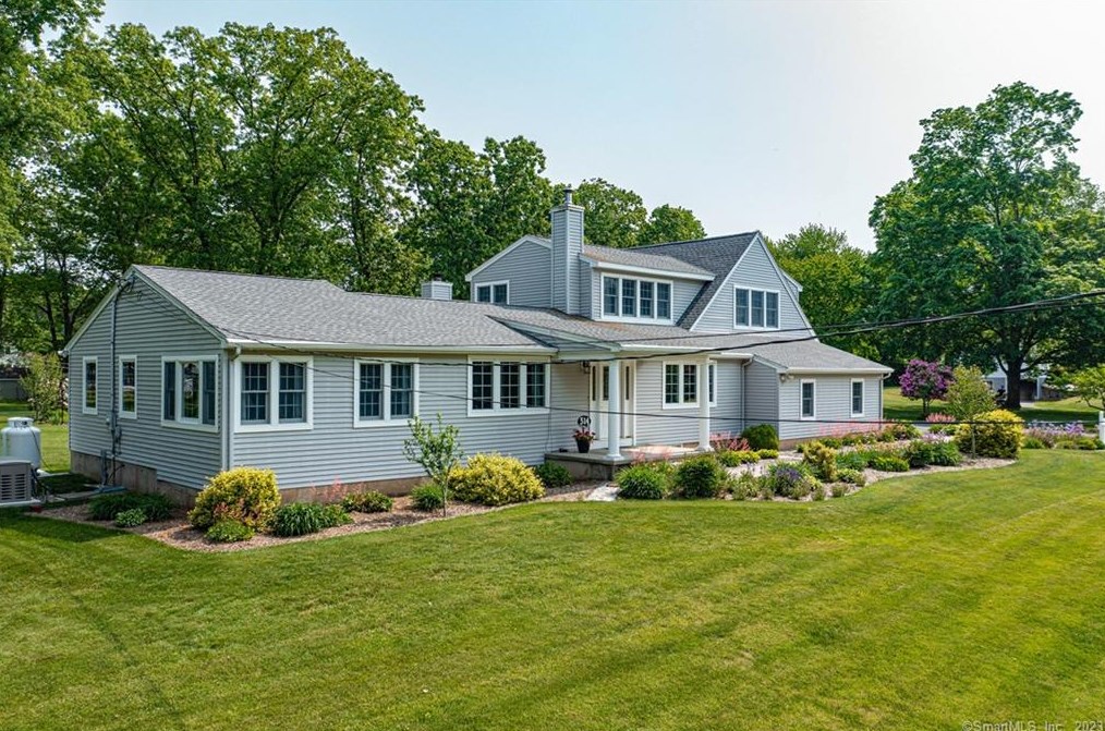 514 Blacks Rd, Cheshire, CT 06410