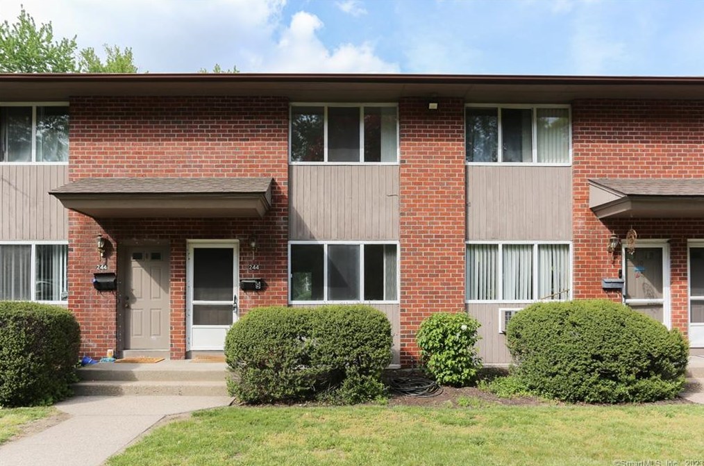 244 New Britain Ave #9, Unionville, CT 06085