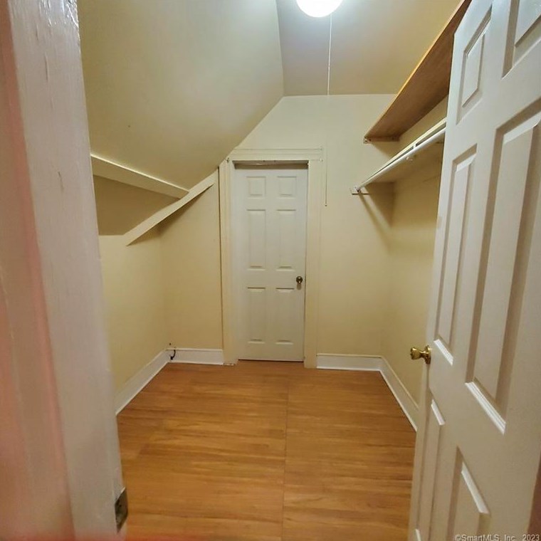 211 Campbell Ave #3, New Haven, CT 06516