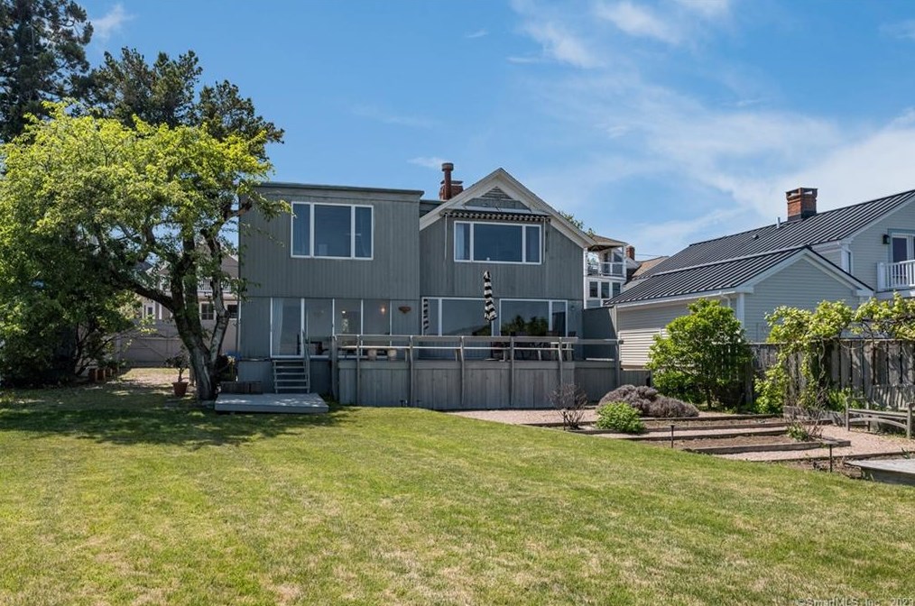 7 Hancox St, Stonington, CT 06378