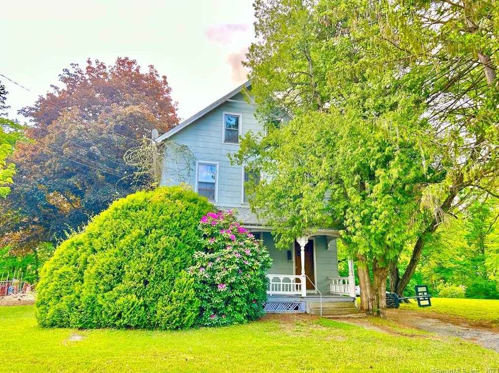 45 Buswell St, Ansonia, CT 06401
