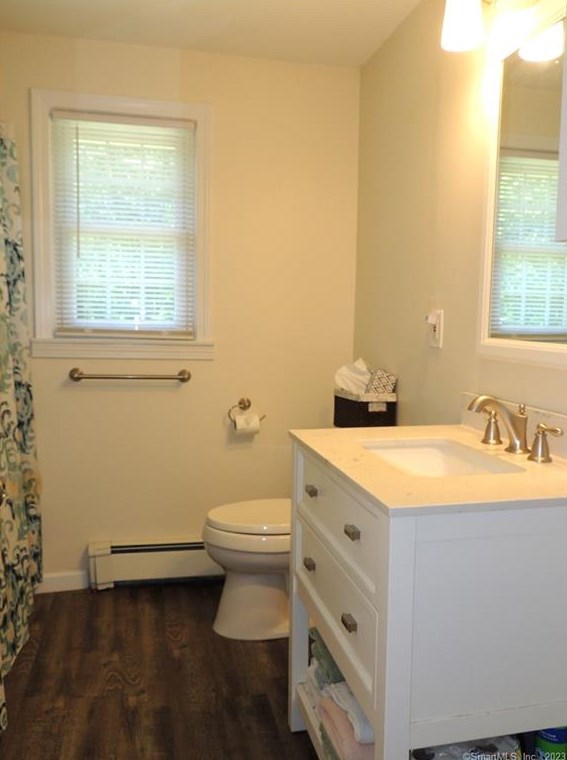 512 Merrow Rd, Tolland CT  06084-3955 exterior