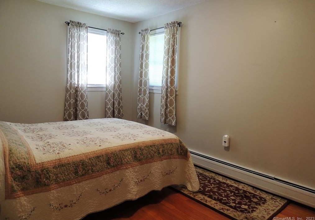 512 Merrow Rd, Tolland CT  06084-3955 exterior