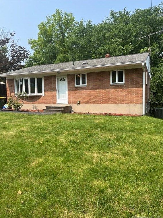 40 Highland Ave, Ansonia, CT 06401