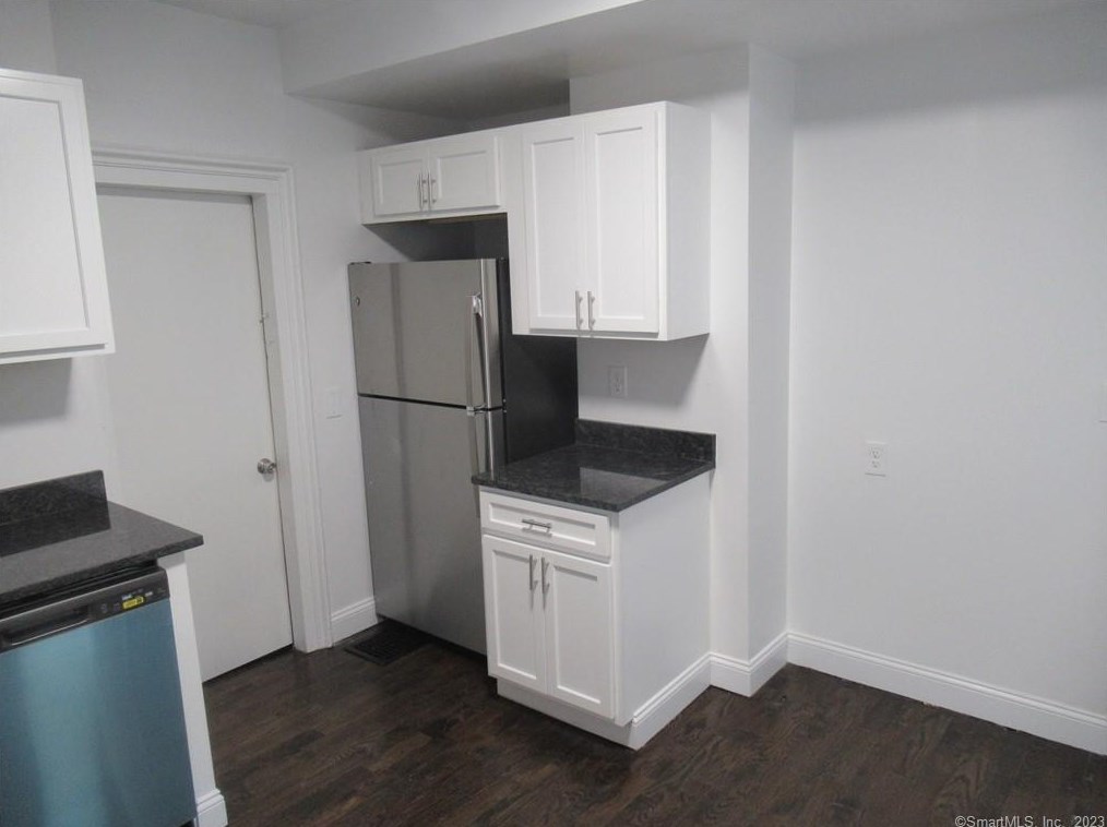 105 Bristol St, New Haven, CT 06511