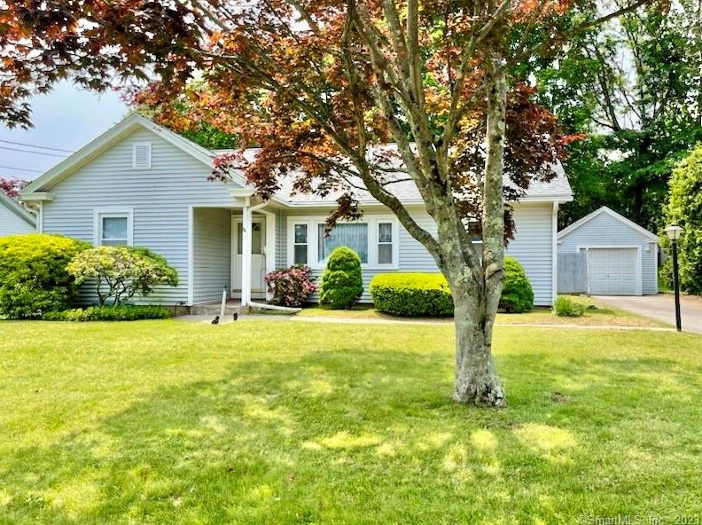 17 Rogers Rd, Portland, CT 06480