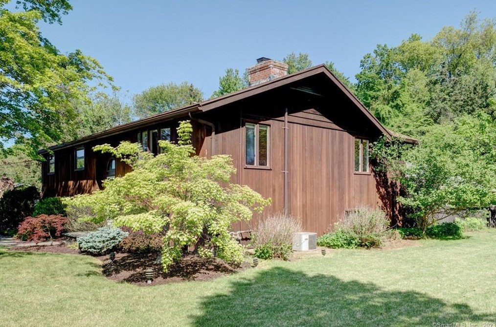 1087 Norton Rd, Kensington, CT 06037