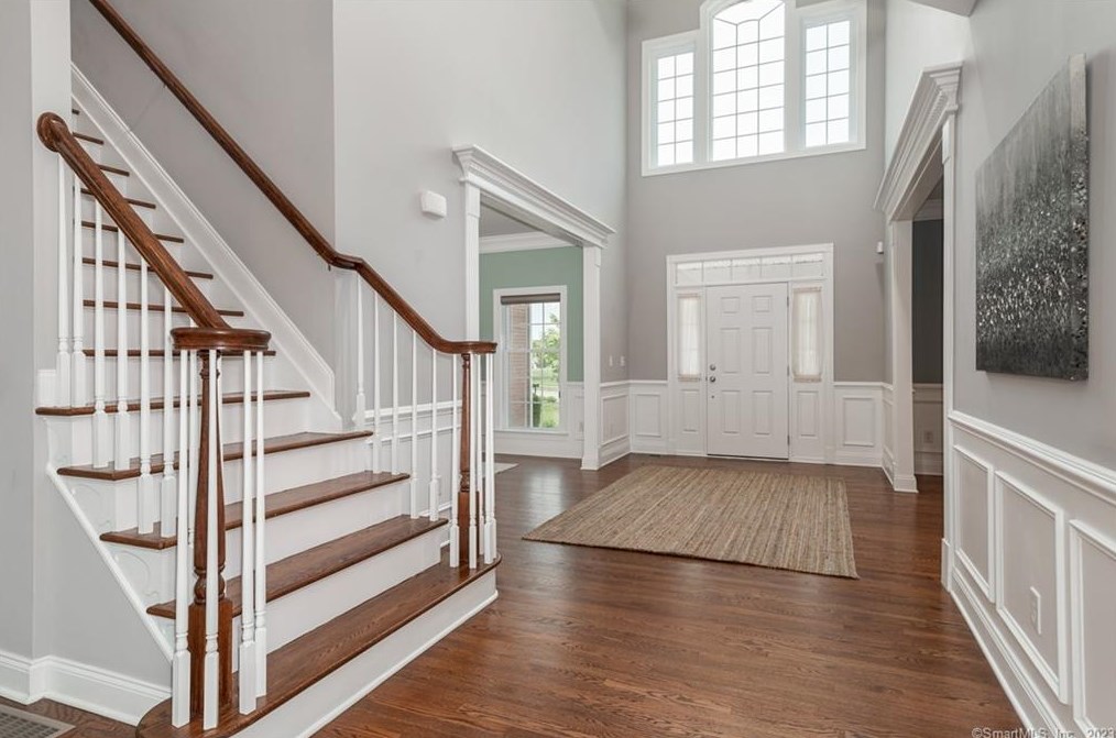 120 Rochela Dr, Southington, CT 06489