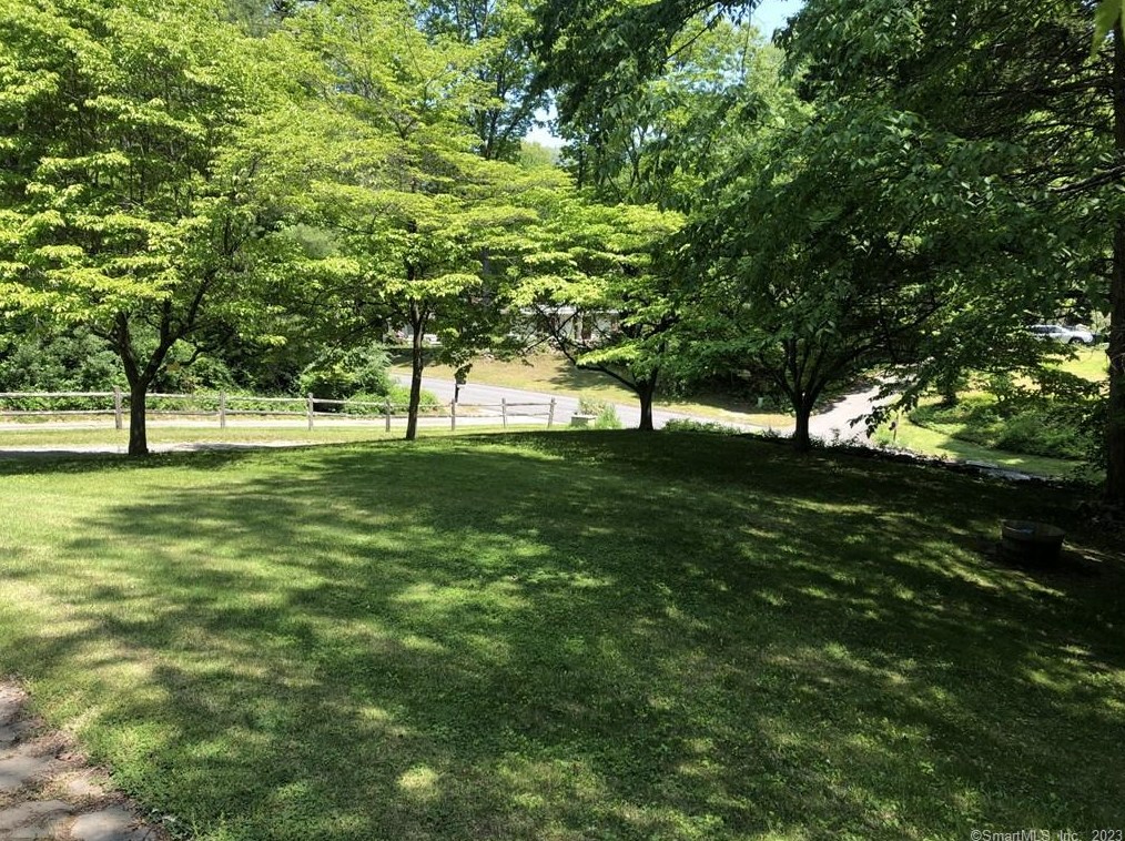 7 Chinmoy Ln, Northville, CT 06776
