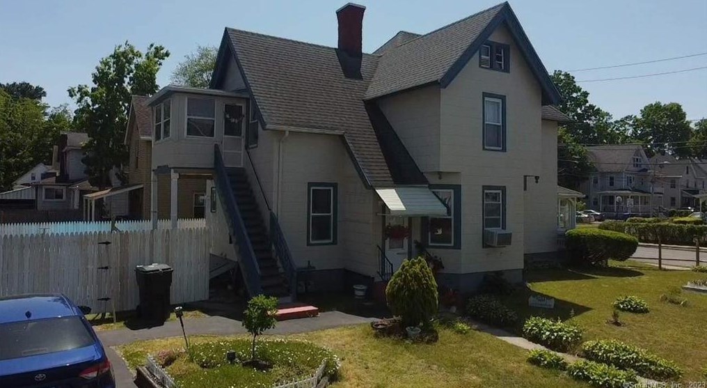 40 Elm St, Hartford CT  06106-1715 exterior
