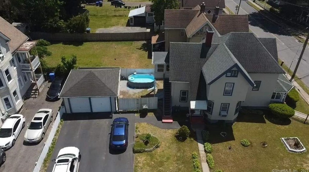 40 Elm St, Hartford CT  06106-1715 exterior