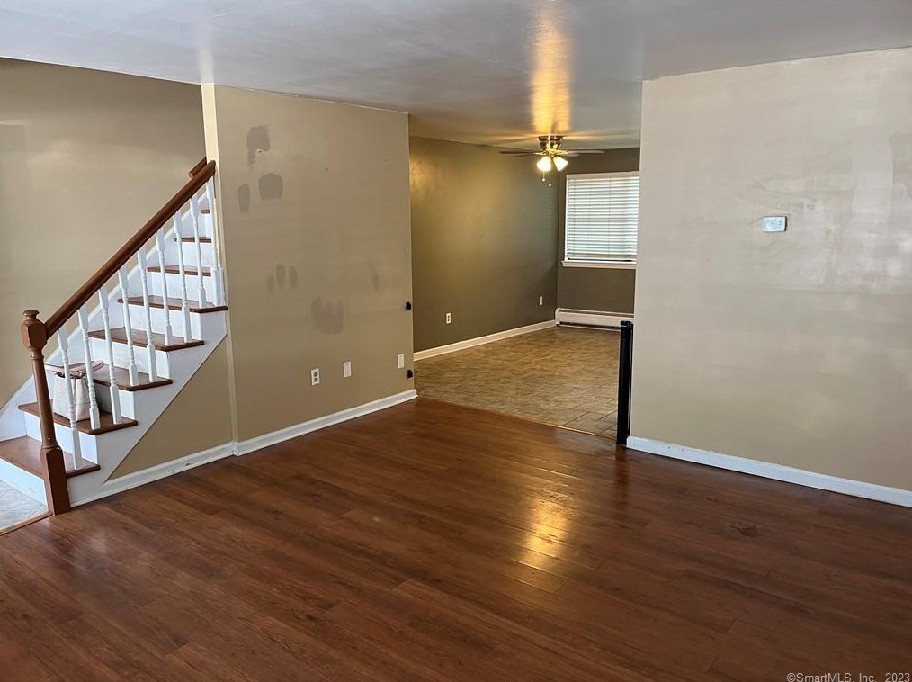298 Meridian St #b, Groton, CT 06340