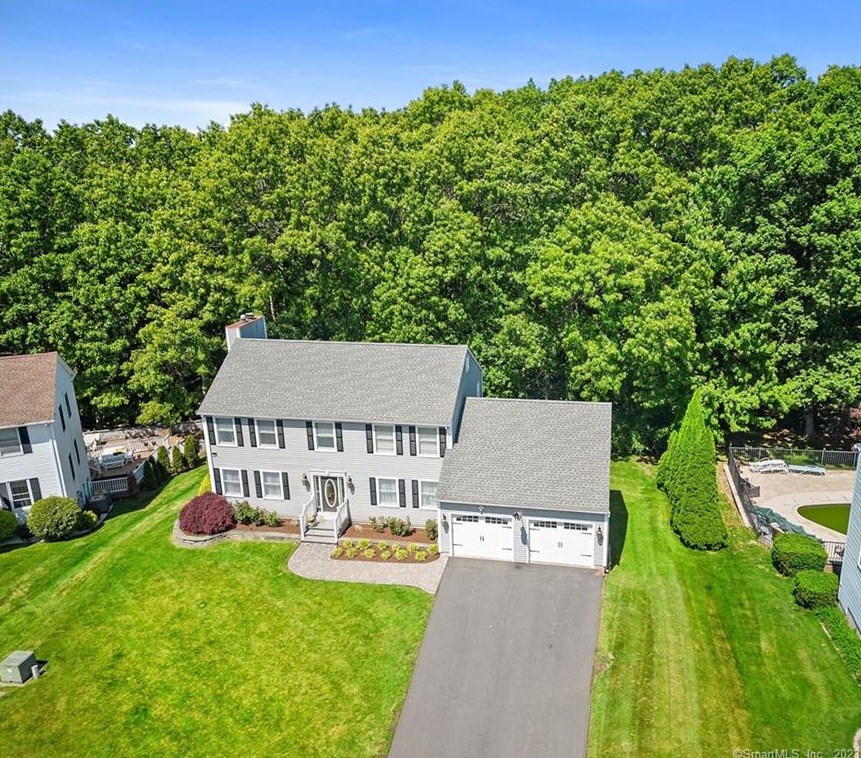 104 Harold Dr, Hartford, CT 06111