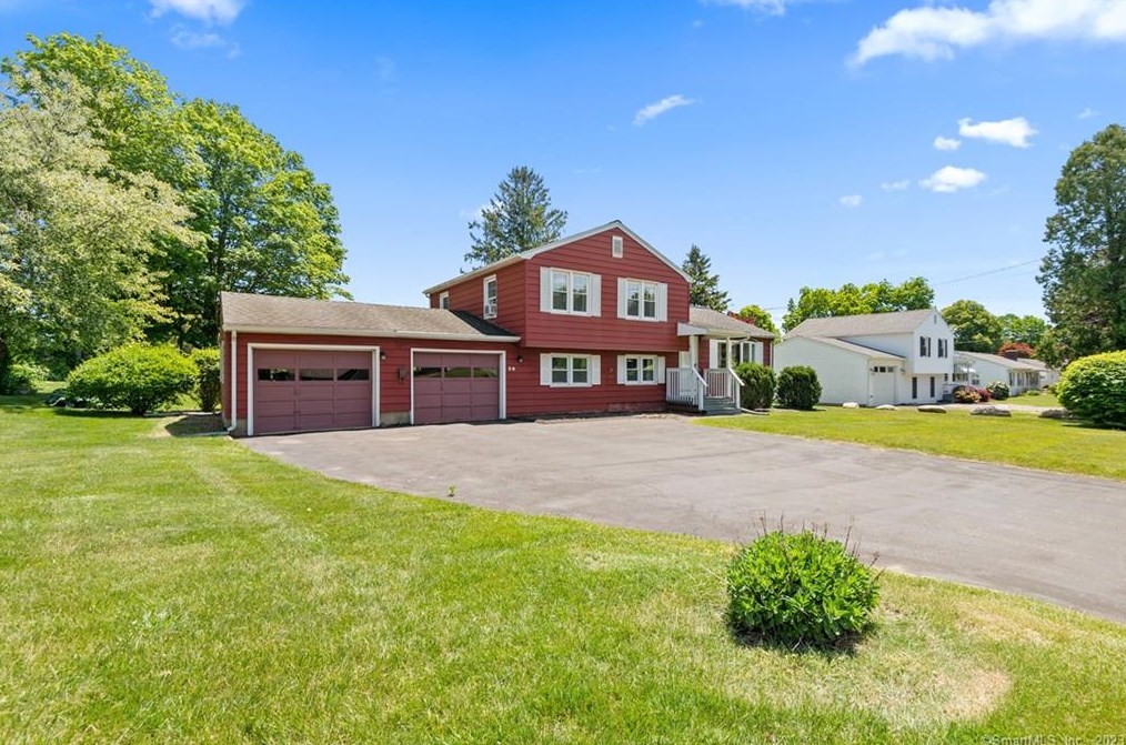 28 Finney St Ext, Ansonia, CT 06401