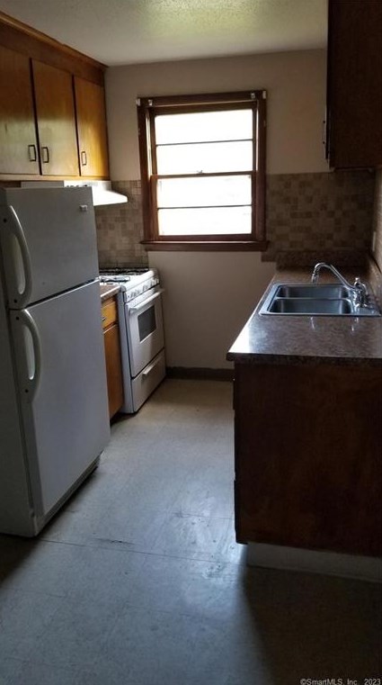 45 Dunlay St #3, New Britain, CT 06051