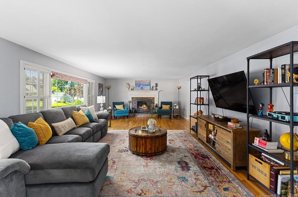 19 Highbrook Rd, Norwalk, CT 06851