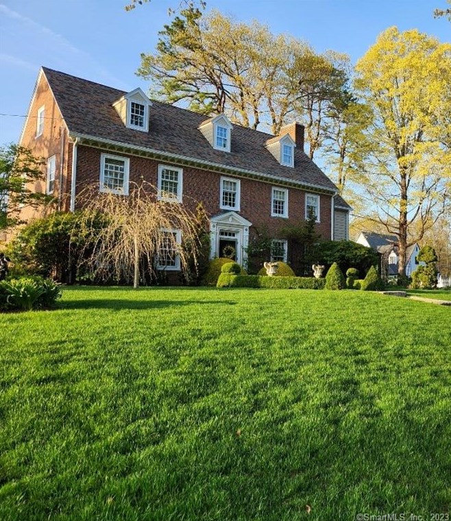 33 Comstock Rd, Manchester, CT 06040