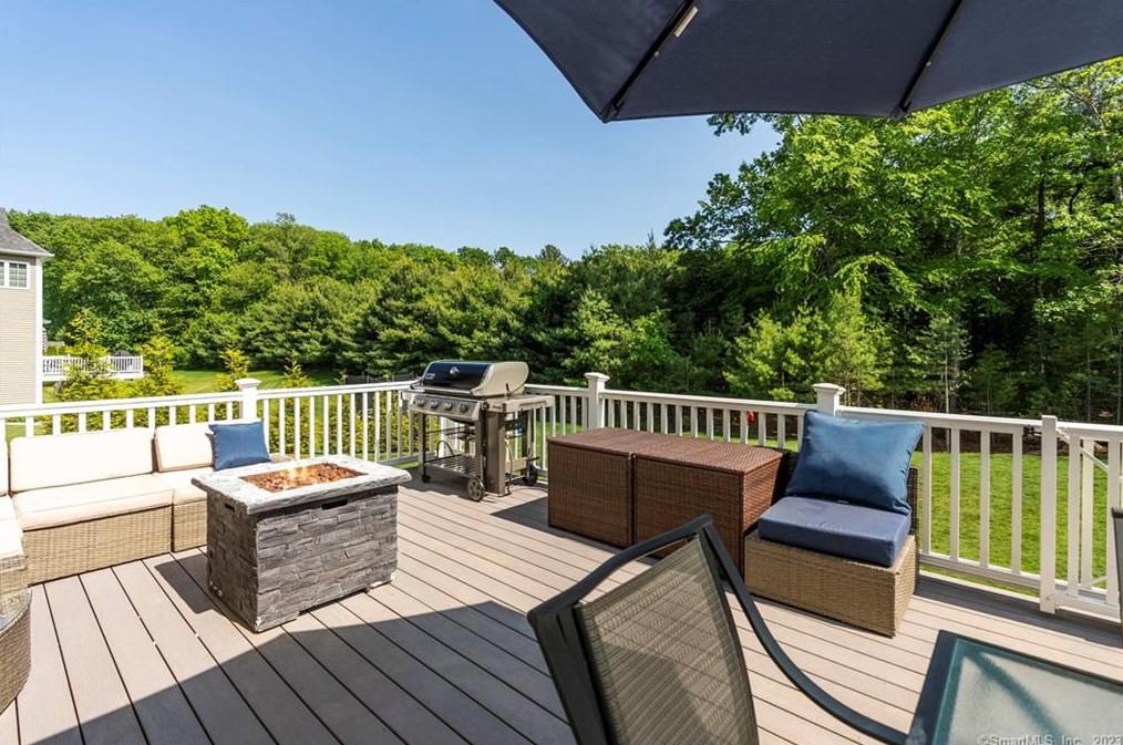 97 Jonathan Trail, Glastonbury, CT 06033