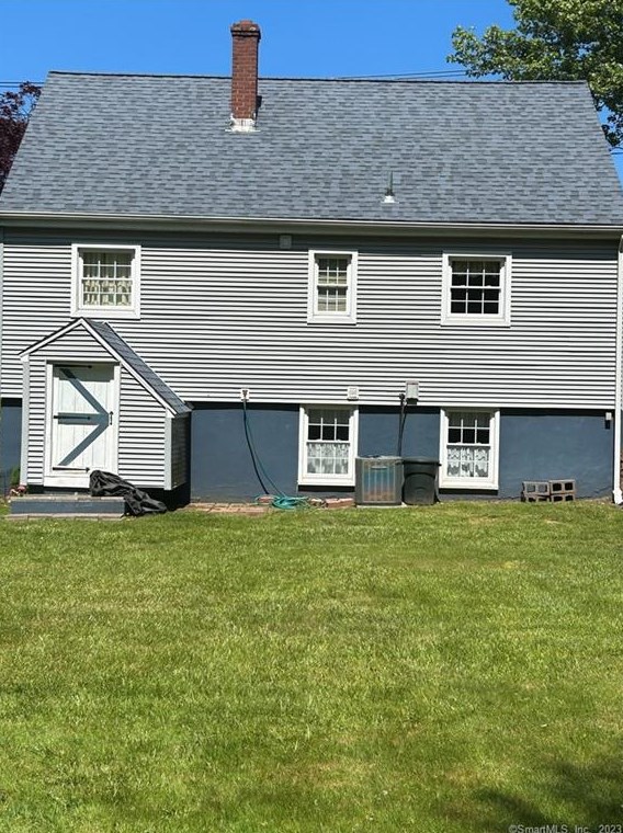 174 Gale Ave, Meriden, CT 06450