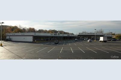 719 New Britain Avenue - Photo 1