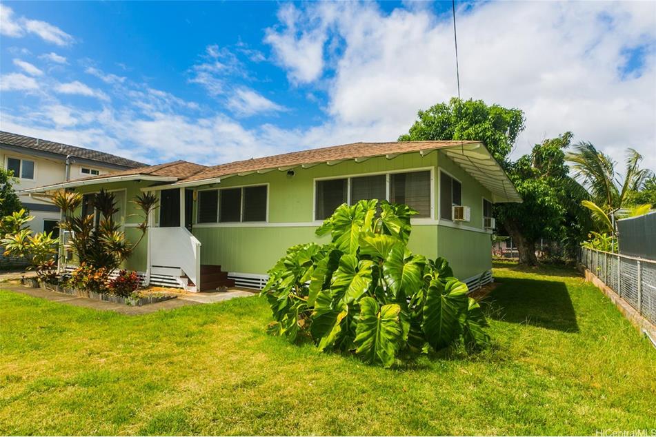 98148 Hekaha St, Aiea, HI 96701 - MLS 202404355 - Coldwell Banker