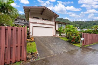 839 Hahaione Street, Honolulu, HI 96825 - Photo 1