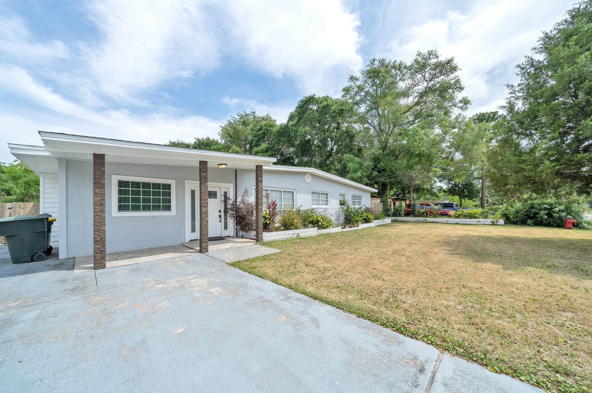 37 Ferry Rd, Fort Walton Beach FL  32548-5169 exterior