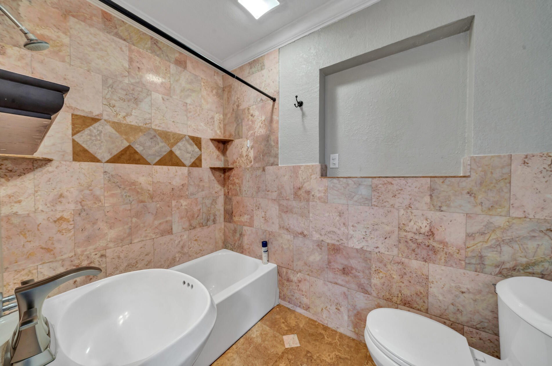 37 Ferry Rd, Fort Walton Beach FL  32548-5169 exterior