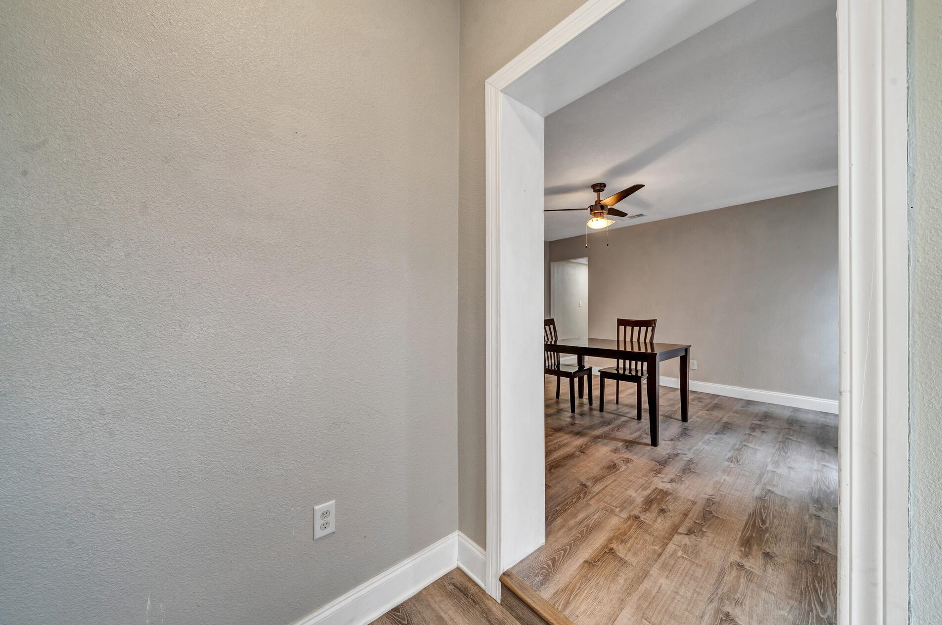 37 Ferry Rd, Fort Walton Beach FL  32548-5169 exterior