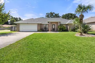 7849 Lola Cir, Navarre, FL 32566 - Photo 1