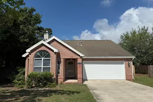 2105 Frontera St, Navarre, FL 32566 - Photo 1