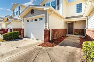 727 Majestic Dr, Crestview, FL 32536 - Photo 1