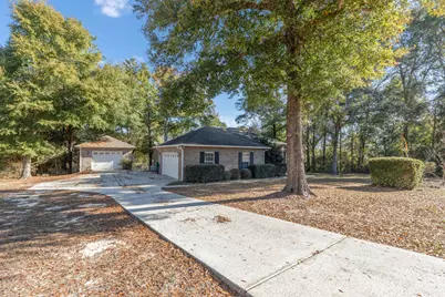 109 Oakcrest Drive, Crestview, FL 32539 - Photo 1