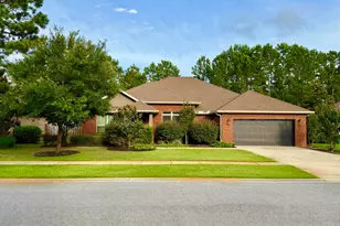 219 Canopy Cove, Freeport, FL 32439 - Photo 1