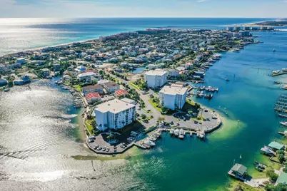 30 Moreno Point Road #UNIT 502A, Destin, FL 32541 - Photo 1