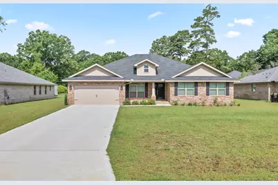 5816 Crestlake Drive, Crestview, FL 32536 - Photo 1