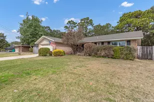 129 12th Ave, Shalimar, FL 32579 - Photo 1