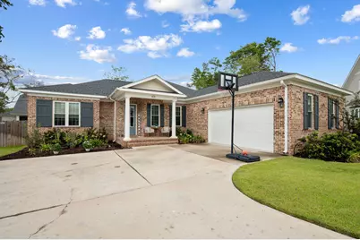 613 Chamomile Court, Niceville, FL 32578 - Photo 1