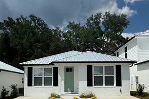 113 Penny Ln, Valparaiso, FL 32580 - Photo 1